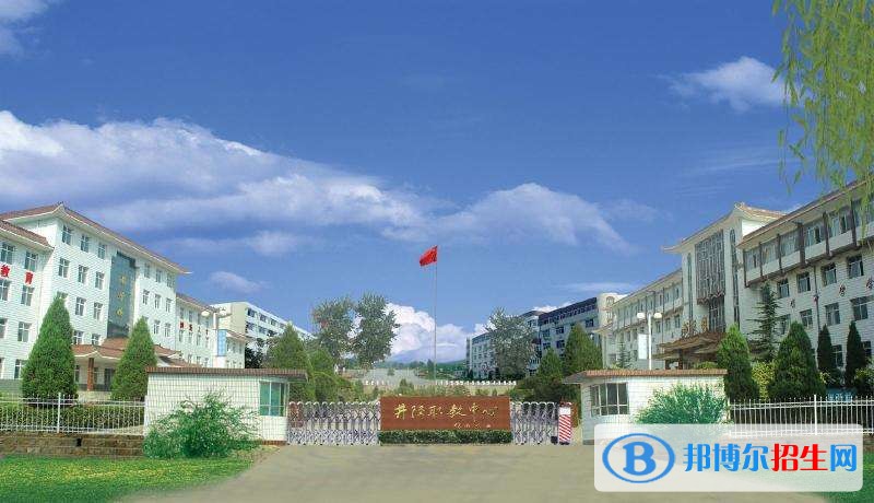 石家莊中專學校和高中的區(qū)別