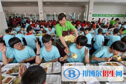太原中專學校生可以考大學嗎