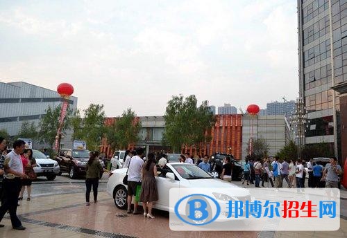 太原初中上什么中專學校好