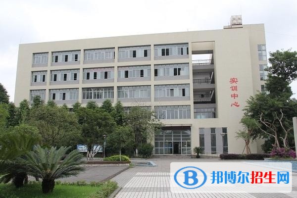 四川大邑職業(yè)高級中學1