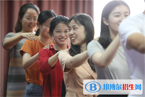 為什么選擇讀中職學校