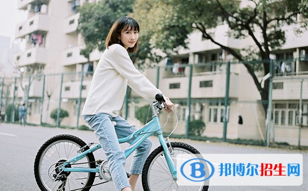 初中落榜可以讀什么大學