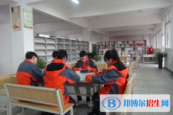為什么有的中職學校會收學費