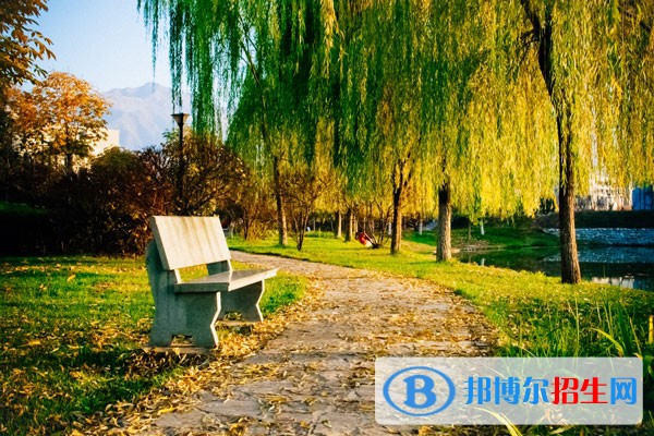 西北工業(yè)大學(xué)的成人高等教育考生問(wèn)答