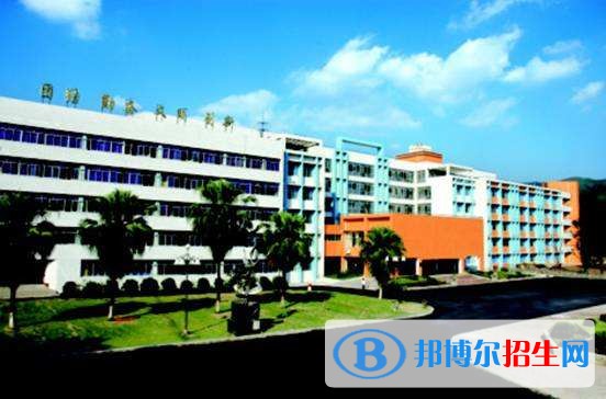重慶市農(nóng)業(yè)學(xué)校招生條件，管理模式