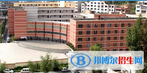 赫章第二中學(xué)2019年學(xué)費(fèi)、收費(fèi)多少