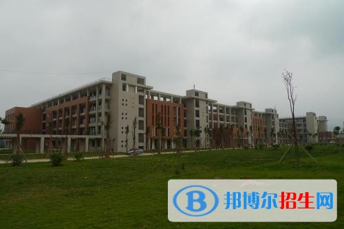 廈門華廈職業(yè)學(xué)院單招2019年報名條件、招生要求、招生對象