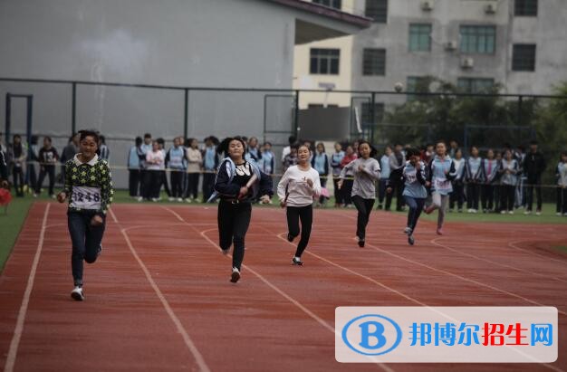 貴州貞豐中學(xué)2019年報(bào)名條件、招生要求、招生對象