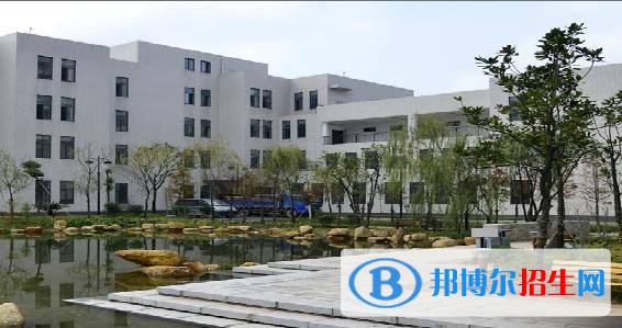 長沙初中畢業(yè)可以上中專學校嗎