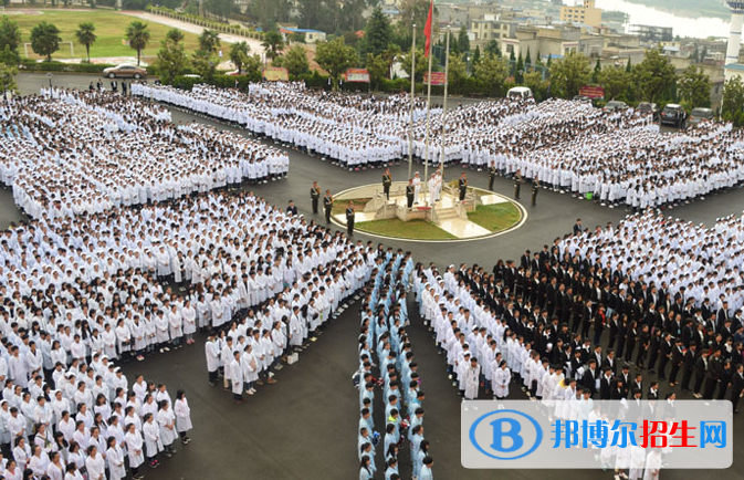 云南大專(zhuān)的衛(wèi)校和中專(zhuān)的衛(wèi)校有什么區(qū)別