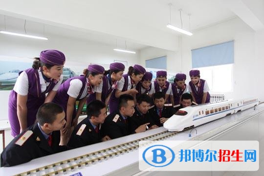 江蘇省女生學什么鐵路學校好
