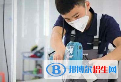 廣東2020年哪些大專(zhuān)學(xué)校汽修學(xué)校好