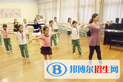 隆昌金成職業(yè)學(xué)校2020年報(bào)名條件、招生要求、招生對(duì)象