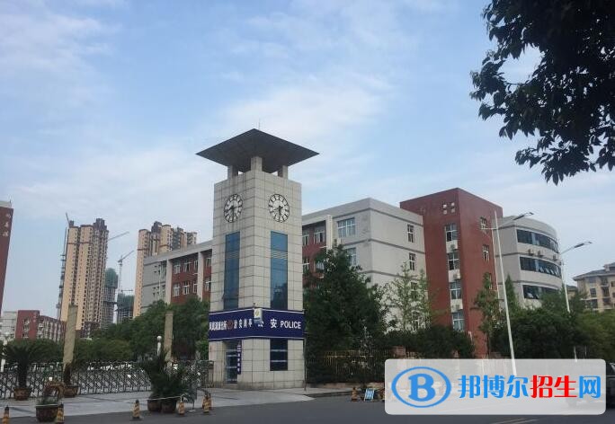 重慶經(jīng)貿(mào)中等專業(yè)學(xué)校2020年報(bào)名條件、招生要求、招生對(duì)象