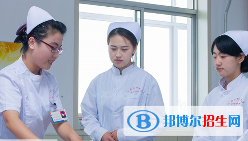重慶2022年中專衛(wèi)?？梢钥即髮? width=