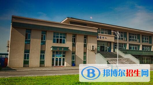 重慶城市建設(shè)技工學(xué)校2020年報(bào)名條件、招生要求、招生對(duì)象