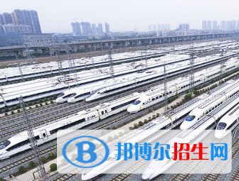 河南2020年鐵路學(xué)校里面都有哪些專(zhuān)業(yè)