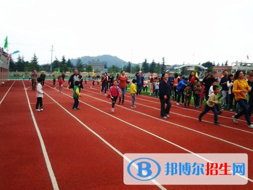 冕寧縣職業(yè)技術(shù)學(xué)校2020年報名條件、招生對象
