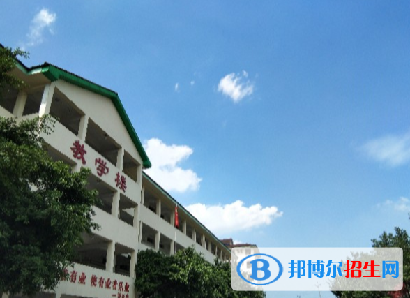 重慶聚英技工學(xué)校怎么樣、好不好