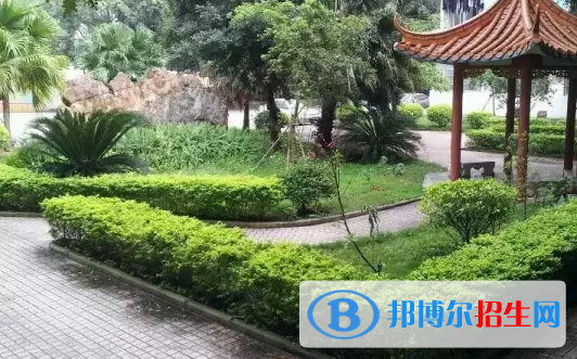 廣西工業(yè)技師學(xué)院2020年報(bào)名條件、招生要求、招生對(duì)象