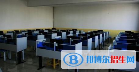 甘肅經(jīng)濟(jì)貿(mào)易學(xué)校2020年學(xué)費(fèi)、收費(fèi)多少