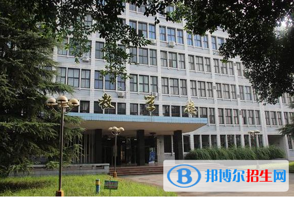 重慶2022年在衛(wèi)校學(xué)什么專(zhuān)業(yè)好
