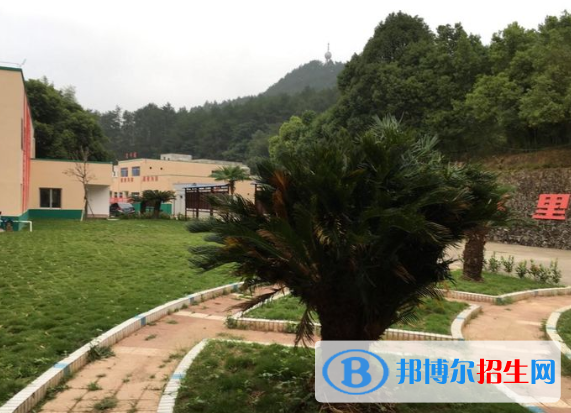 安遠應(yīng)用職業(yè)技術(shù)學(xué)校網(wǎng)站網(wǎng)址