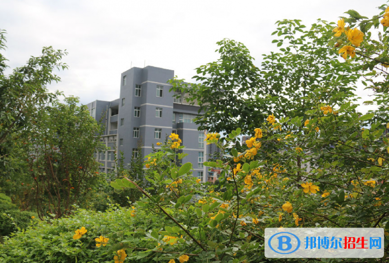重慶云陽(yáng)職業(yè)教育中心2020年招生辦聯(lián)系電話