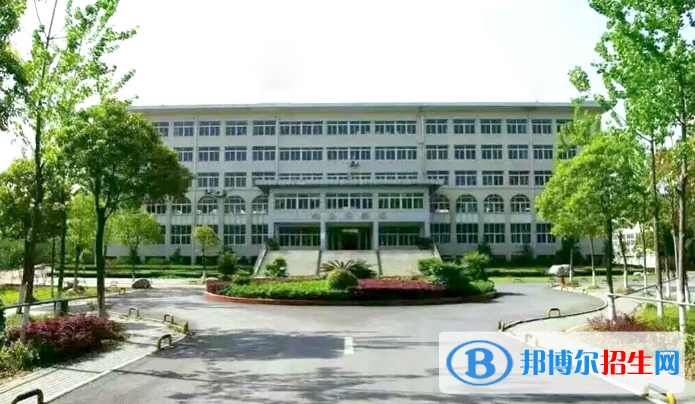 武漢技師學(xué)院2020年報名條件、招生要求、招生對象