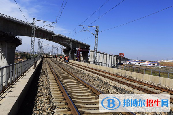 西安2020年現(xiàn)在鐵路學校學什么專業(yè)好