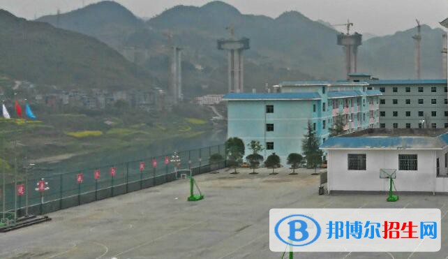 沿河土家族自治中等職業(yè)學校2020年報名條件、招生要求、招生對象