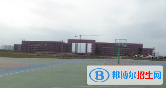 來賓航空職業(yè)技術(shù)學(xué)校2020年報名條件、招生要求、招生對象 
