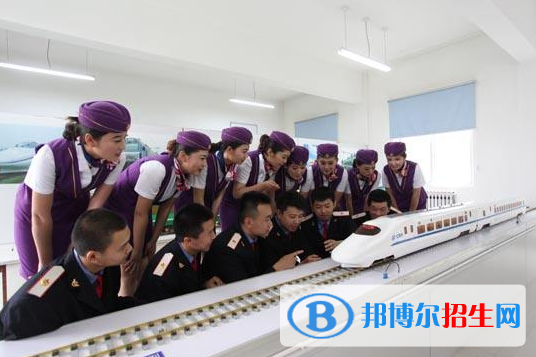 湖北2020年男生初中畢業(yè)上鐵路學(xué)校
