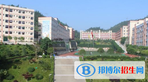 重慶育才職業(yè)教育中心2020年報(bào)名條件、招生要求、招生對(duì)象