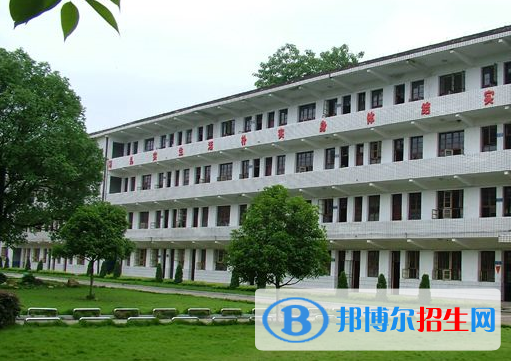 湖北自動化工程學(xué)校5