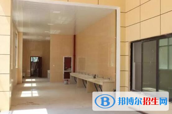 樂(lè)清柳市職業(yè)技術(shù)學(xué)校2020年宿舍條件