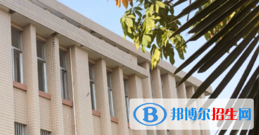 廣西工貿(mào)職業(yè)技術(shù)學校2020年報名條件、招生要求、招生對象 