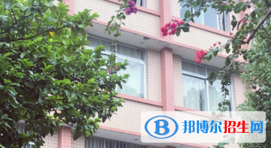廣西工貿(mào)職業(yè)技術(shù)學(xué)校怎么樣、好不好