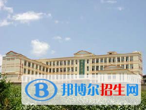 文山七都職業(yè)學(xué)校2020年招生辦聯(lián)系電話