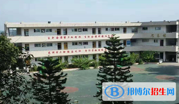 四川富順城關中學