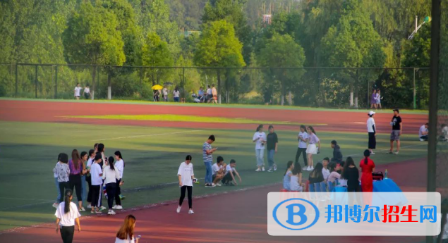 隨州機電工程學校4