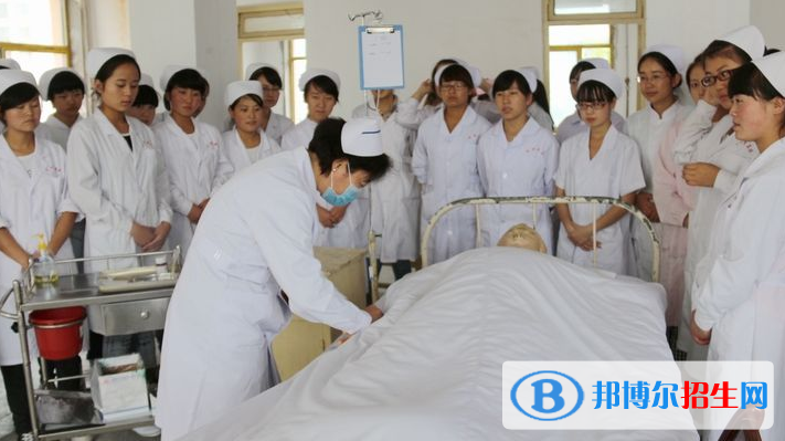 焦作護理學校2021年招生辦聯(lián)系電話
