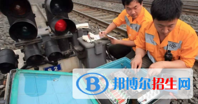 蘭州2020年鐵路學(xué)校哪個(gè)專業(yè)最好