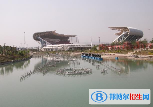 荊門現(xiàn)代學(xué)校2020年報名條件、招生要求、招生對象