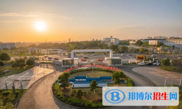 長沙2020年初中生報什么鐵路學校好