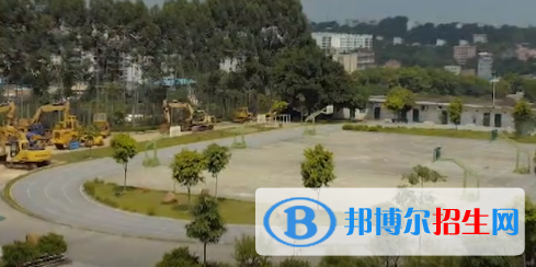 廣西公路技工學(xué)校2020年報(bào)名條件、招生要求、招生對(duì)象