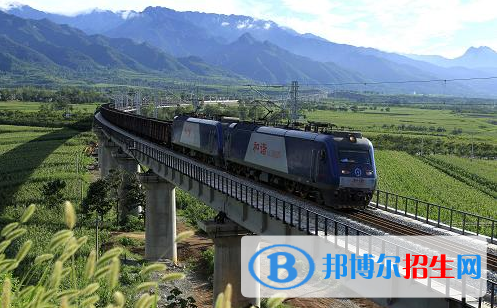 黃岡2020年鐵路學(xué)校學(xué)什么好