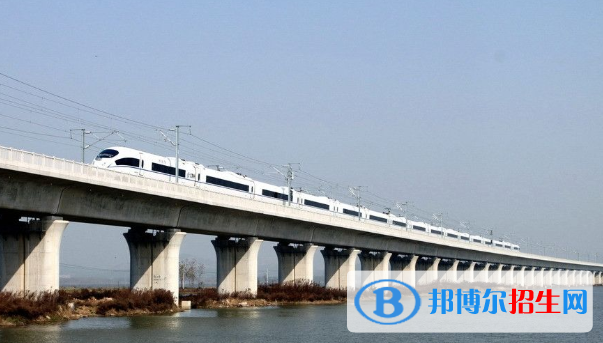 襄陽(yáng)2020年鐵路學(xué)校需要學(xué)習(xí)哪些知識(shí)