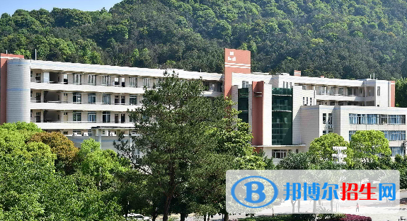 廣東松山職業(yè)技術(shù)學院2020年招生辦聯(lián)系電話