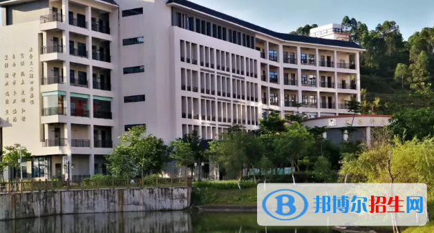 惠州衛(wèi)生職業(yè)技術(shù)學(xué)院2020年學(xué)費(fèi)、收費(fèi)多少